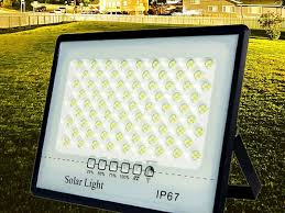 Projecteur solaire led